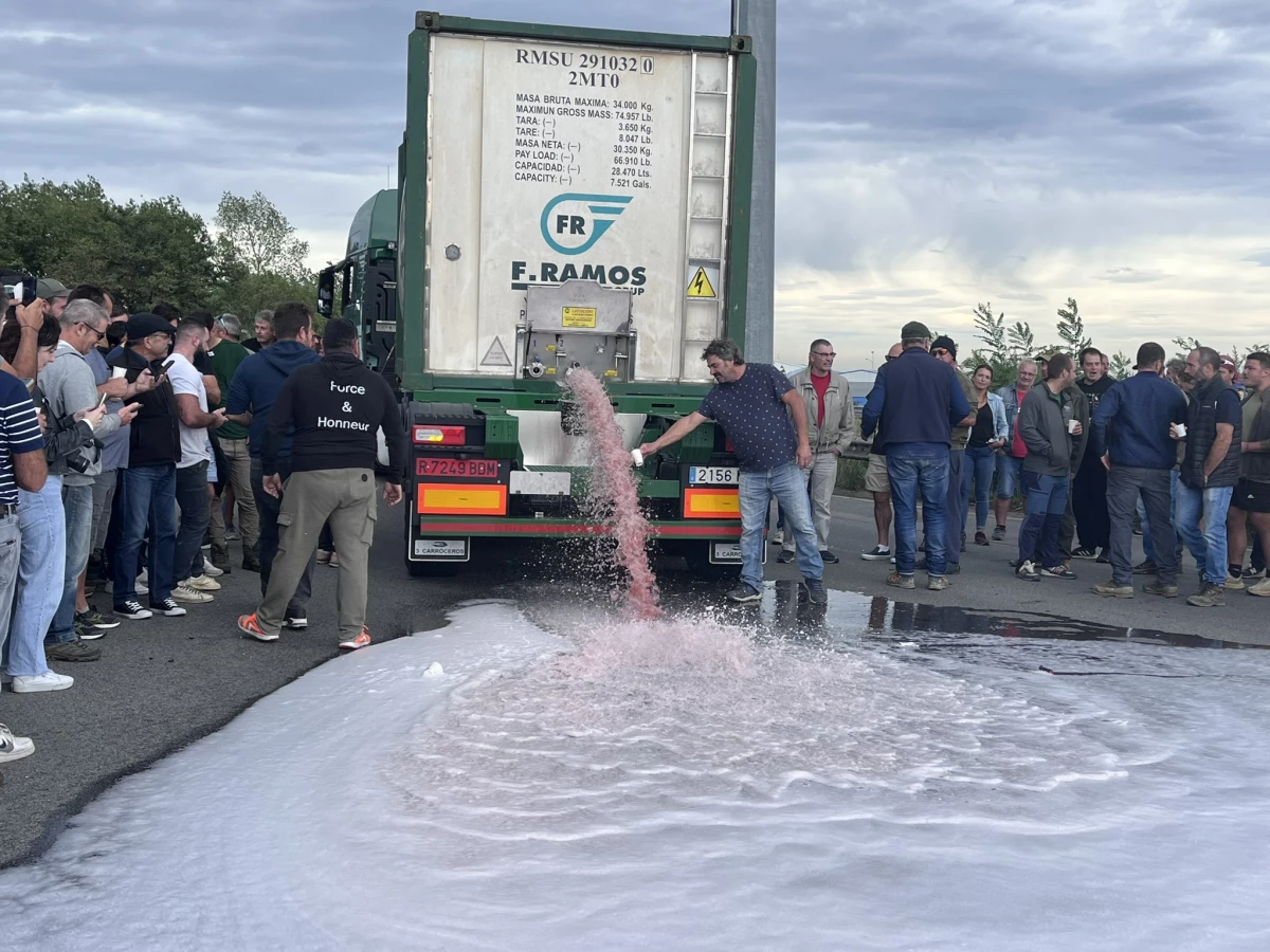Los transportistas españoles atacados en Francia podrán reclamar al Estado francés