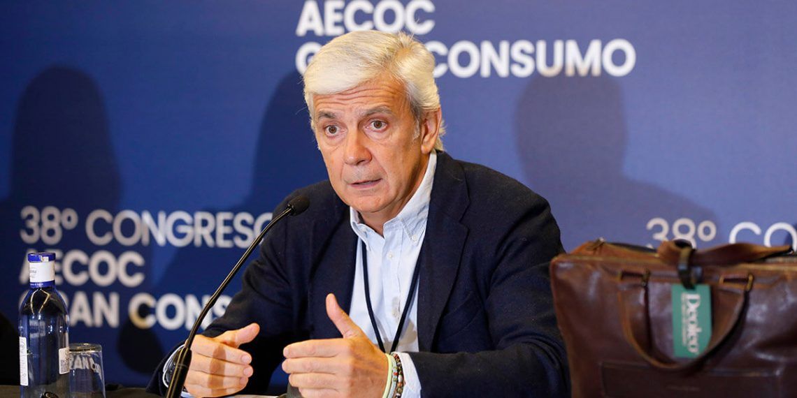 Ignacio Silva prevé que los precios del aceite de oliva empiecen a relajarse a partir de junio de 2024