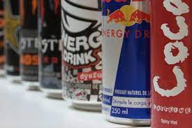 Diez autonomías se plantean prohibir las bebidas energéticas a menores de edad