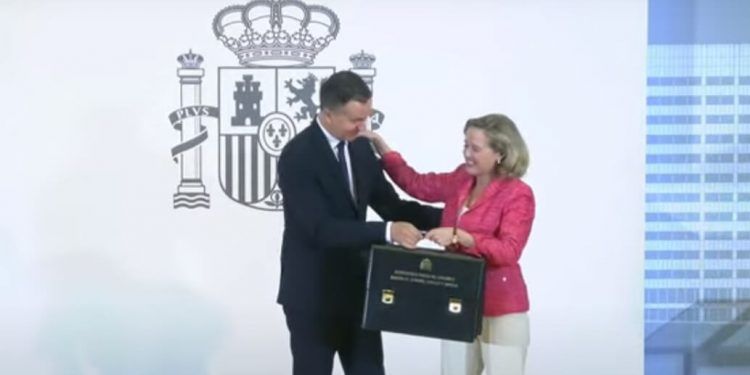 Calviño afirma que la integración de Comercio en Economía permitirá una mayor atracción de inversiones estratégicas