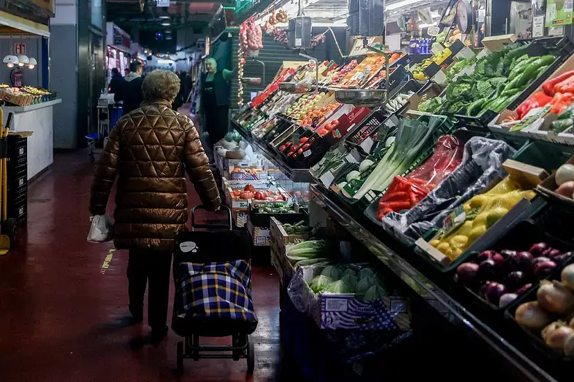 El Gobierno aprobará el miércoles la rebaja del IVA a alimentos básicos hasta junio