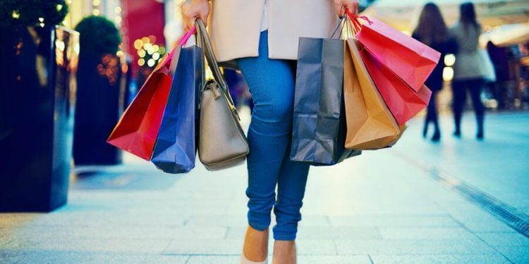 El consumo nota el inicio de la campaña de Navidad y crece un 8,5% en noviembre