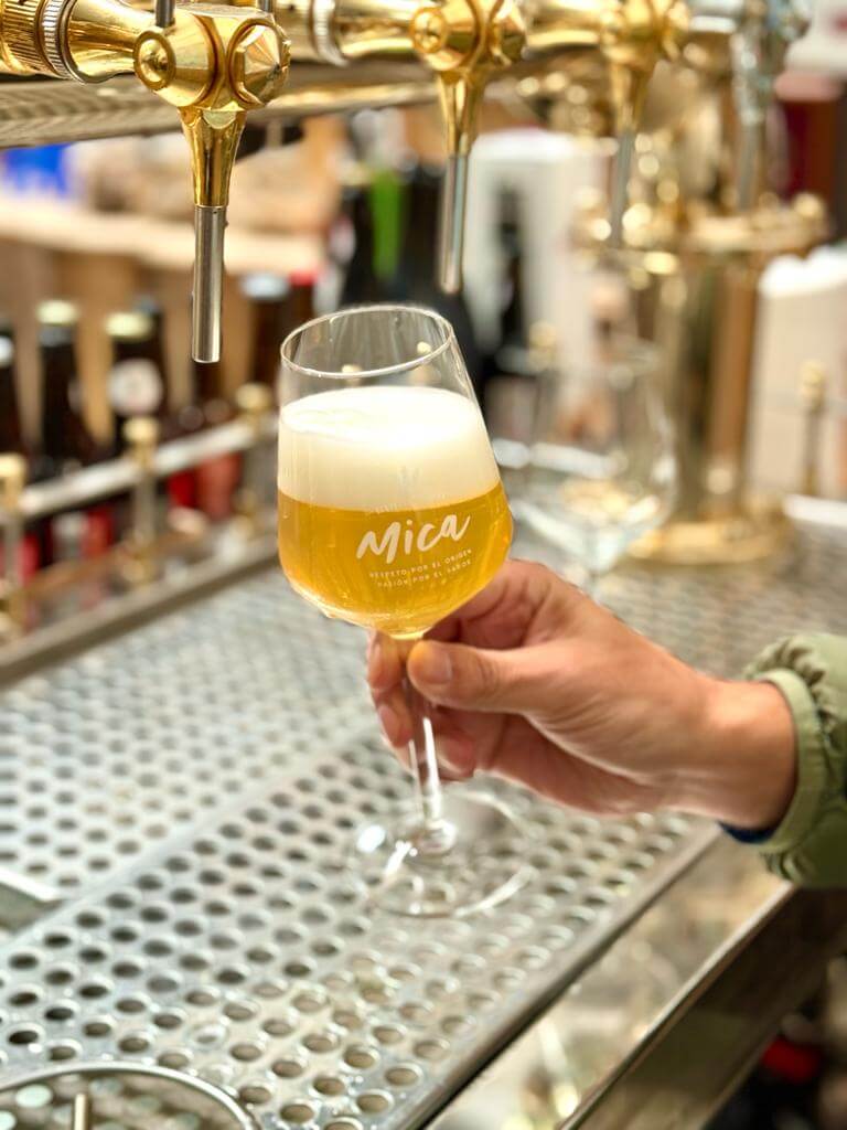 ‘Cerveza Mica’ lanza nuevas referencias a base de excedentes alimentarios