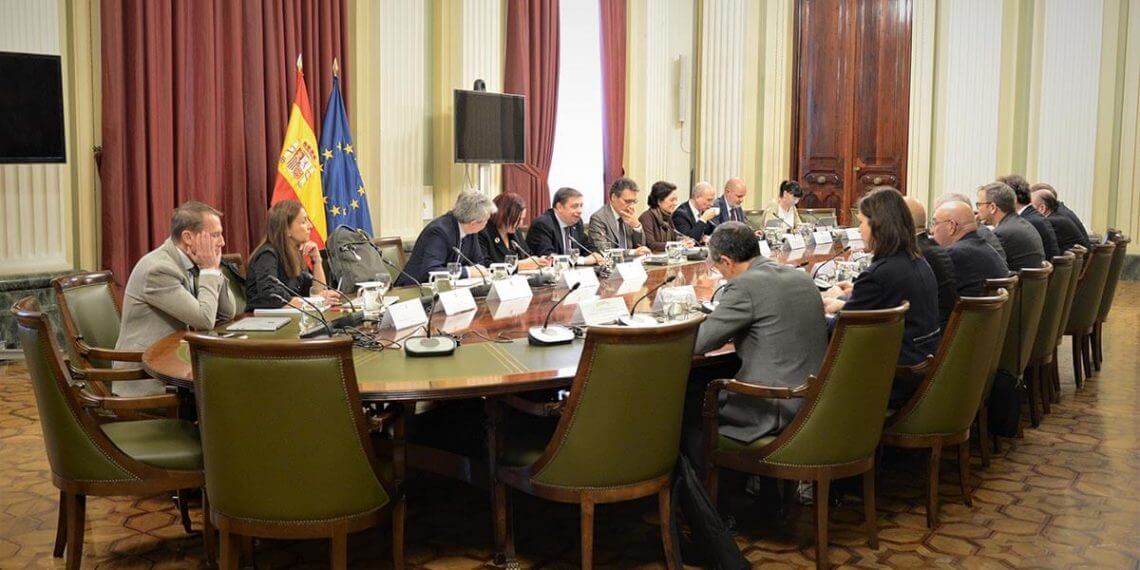 Agricultura destinará 100 millones en ayudas a las entidades asociativas prioritarias entre 2025 y 2026