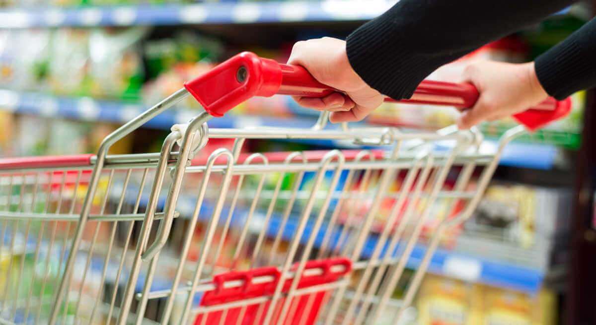 Los protagonistas del gran consumo en 2024: incertidumbre, promociones y marca blanca