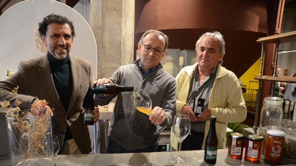 Ambar presenta su cerveza más montañera con miel y aromáticas