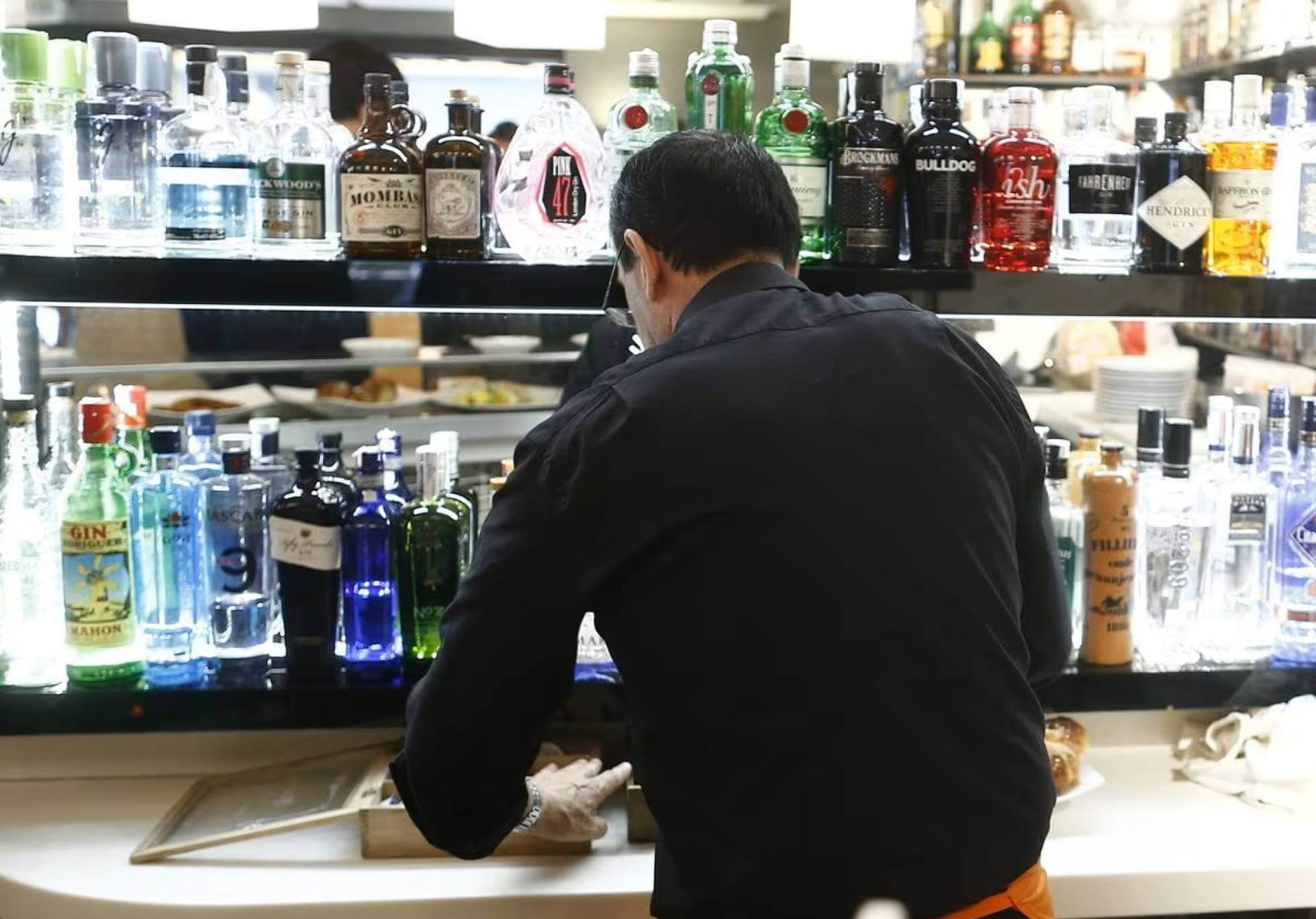 Las marcas y Madrid Salud en guerra contra las frascas o bebidas espirituosas sin etiquetado