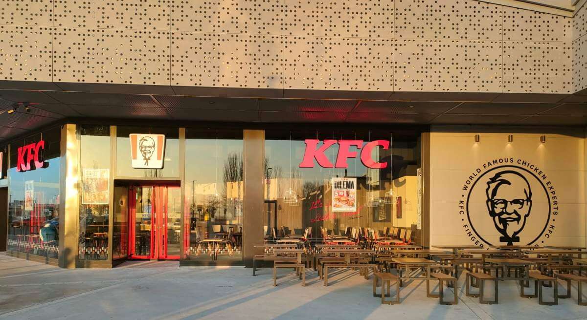 KFC bate récord de aperturas en España y alcanza 286 restaurantes