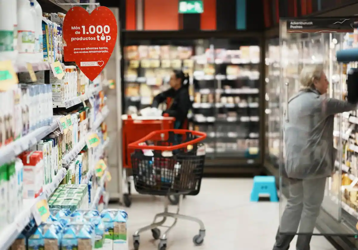 Los súper disparan las promociones para arañar clientes en la cuesta de enero