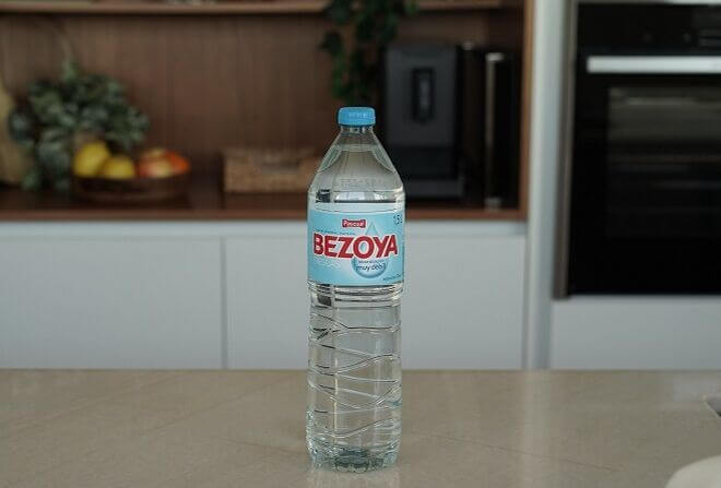 Bezoya lanza una nueva botella de 1,5L más sostenible