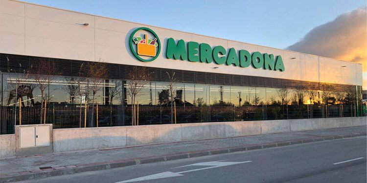 Mercadona, Carrefour, Lidl, Eroski y Dia suman ya el 51% de la cuota del mercado de la distribución