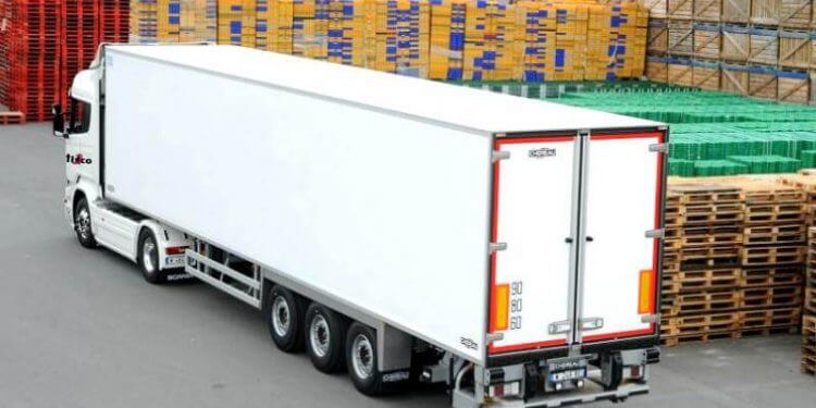 El sector de transporte de mercancías por carretera facturó un 4% más en 2023