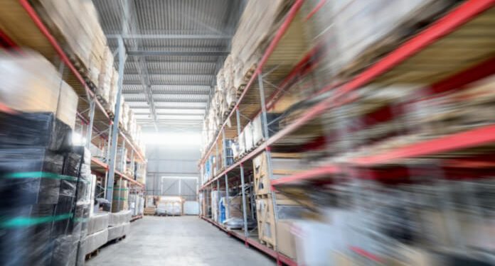 El stock de mercancías en el comercio aumentó un 9,9% en 2023
