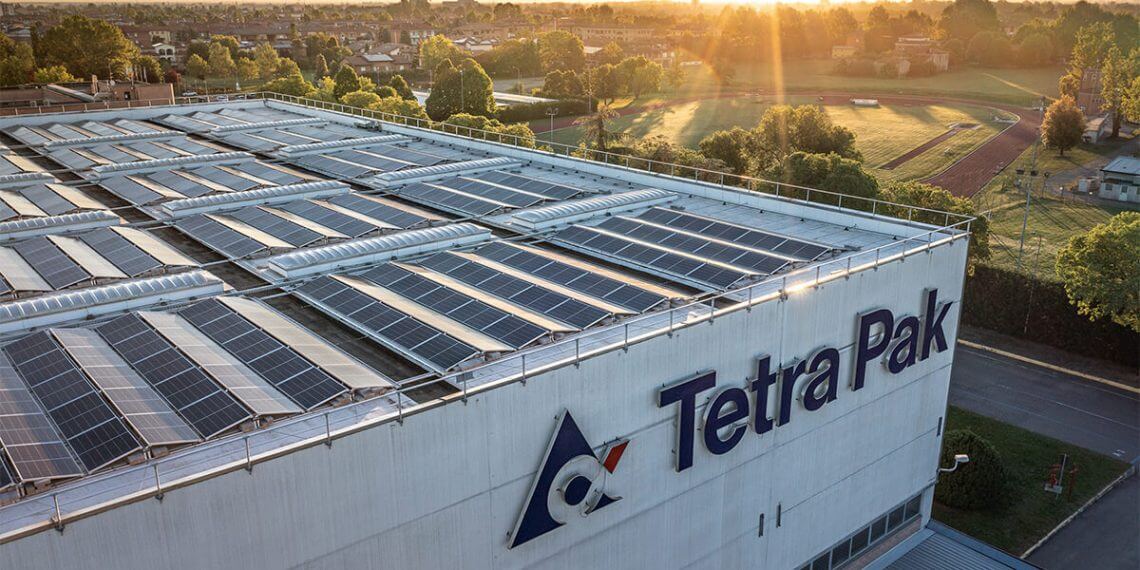 Tetra Pak instala paneles fotovoltaicos para el autoconsumo de sus plantas en España