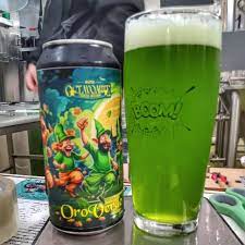 OCTAVO ARTE LANZA SU CERVEZA VERDE