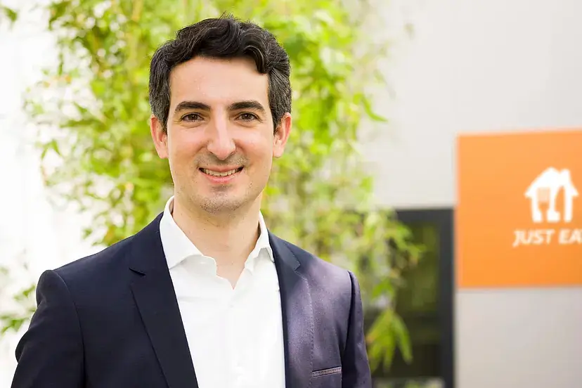 Íñigo Barea (Just Eat): «Queremos potenciar el pequeño comercio con entregas más precisas»