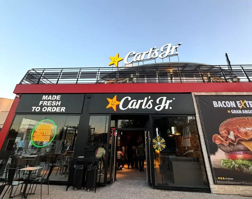 Carl’s Jr, Goiko y Five Guys encienden la ‘mecha’ para quedarse con los mejores locales de España