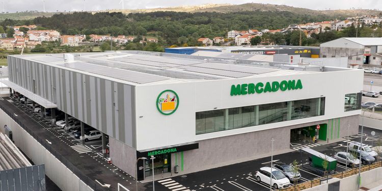 Mercadona alcanza el objetivo de las 50 tiendas en Portugal