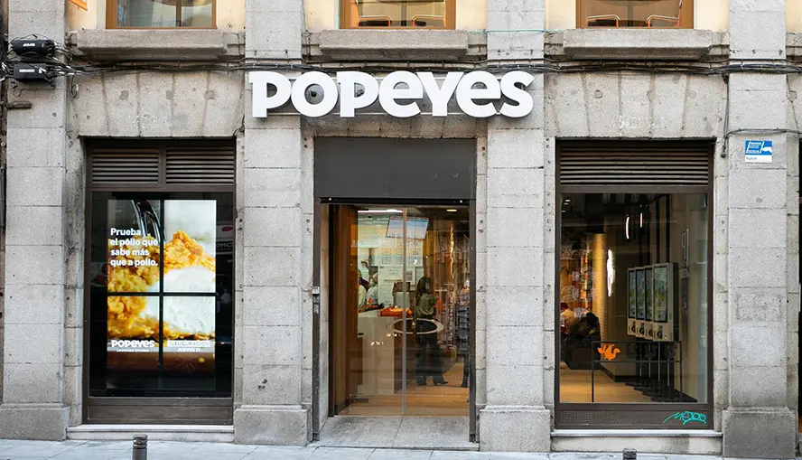 Las franquicias de Popeyes ‘obligan’ a mover ficha a KFC