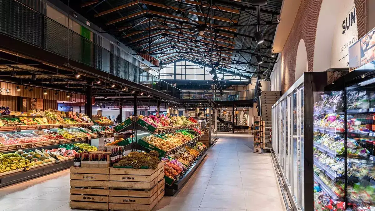 La cadena de supermercados Plusfresc aumenta un 6% su volumen de negocio en 2023 y ya roza los 200 millones de euros