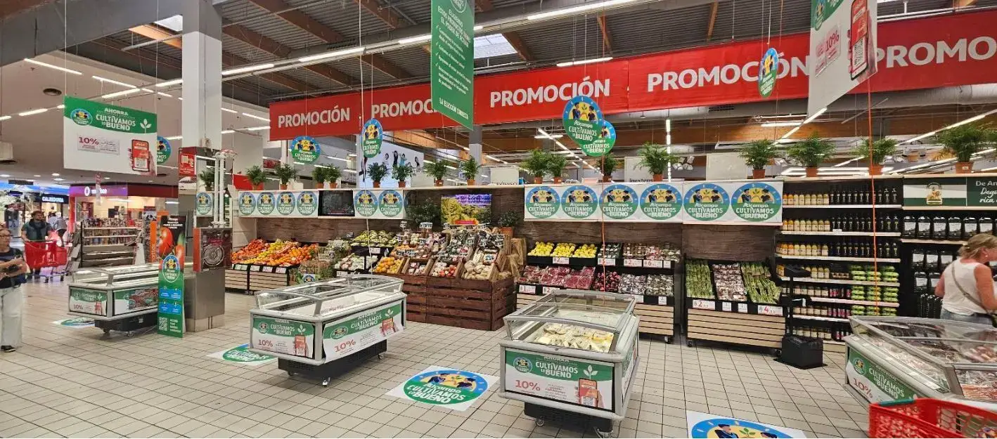 Alcampo copia la estrategia digital de Dia para arañar cuota de mercado