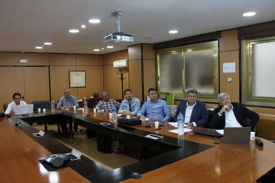 Cooperativas Agroalimentarias de España asegura el aceite de oliva hasta el final de la campaña