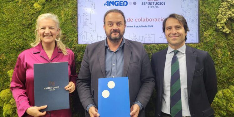 Anged y Espirituosos España se unen para prevenir el consumo de alcohol en menores de edad