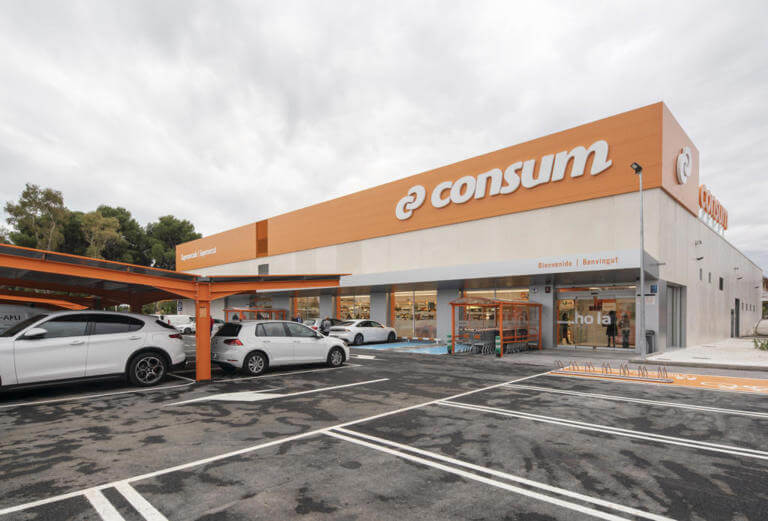 La distribución acelera en Valencia: más tiendas y horario especial en sus zonas más turísticas