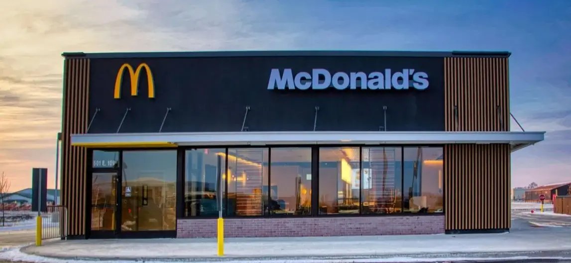 McDonald’s se impone a Burger King con un servicio al cliente más ‘premium’