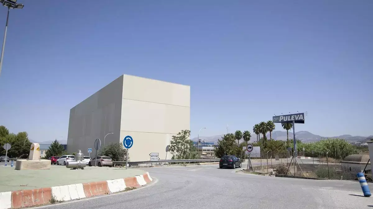Lactalis invierte más de cinco millones de euros en modernizar su planta de Granada