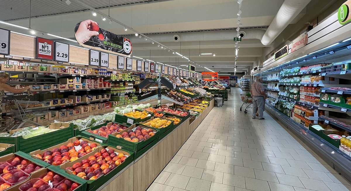 Lidl compra a proveedores andaluces casi 2.000 millones, el 26% de sus pedidos en España