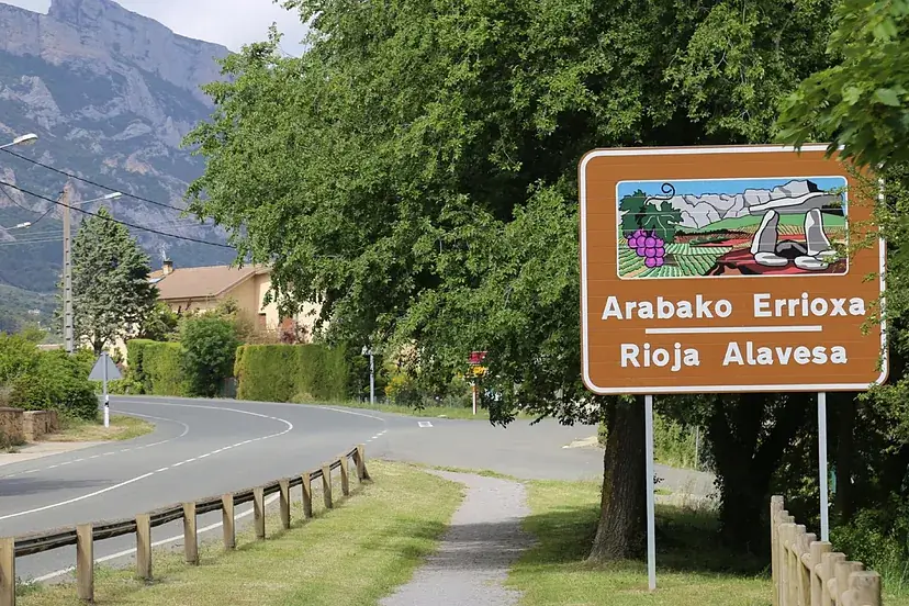 El vino alavés quiere seguir en ‘Rioja’