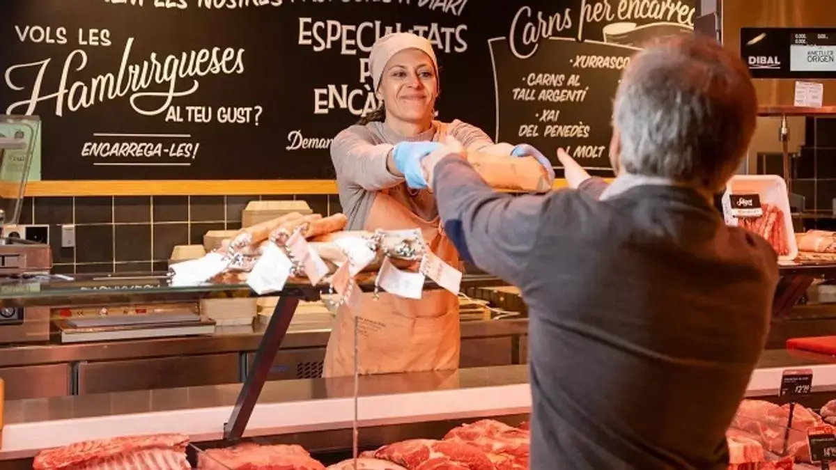 Los súper regionales resisten el pulso a Mercadona: crecen casi tanto como ésta y seducen mejor al cliente del comercio tradicional