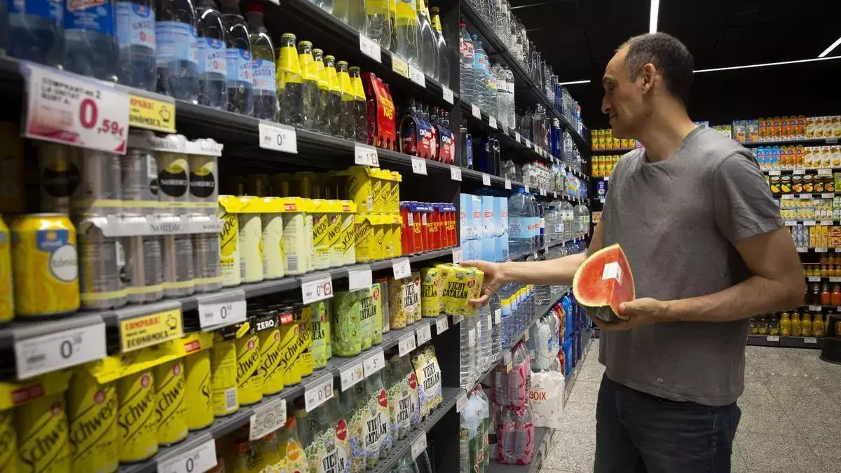 El consumidor español dice ver negro el futuro… pero en el supermercado han regresado los carros llenos hasta arriba