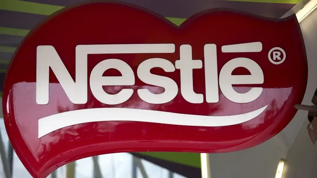 Nestlé continúa su reestructuración, ahora lo hace vendiendo una marca en Sudáfrica
