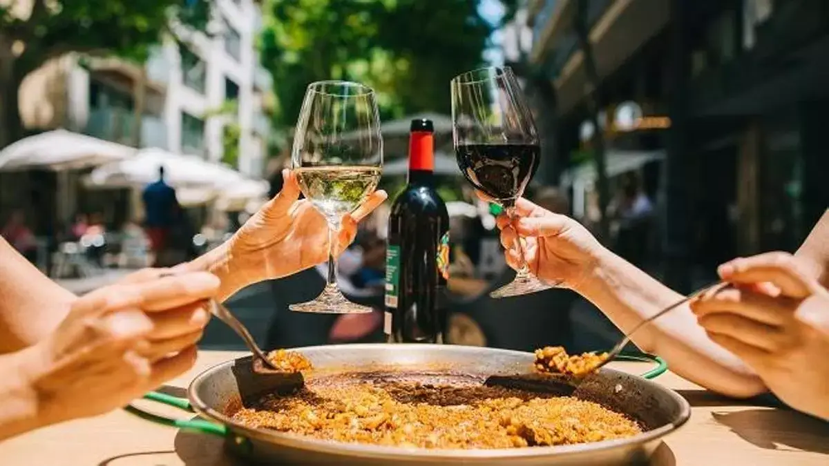 Los precios de la restauración suben más en septiembre que los de la distribución alimentaria