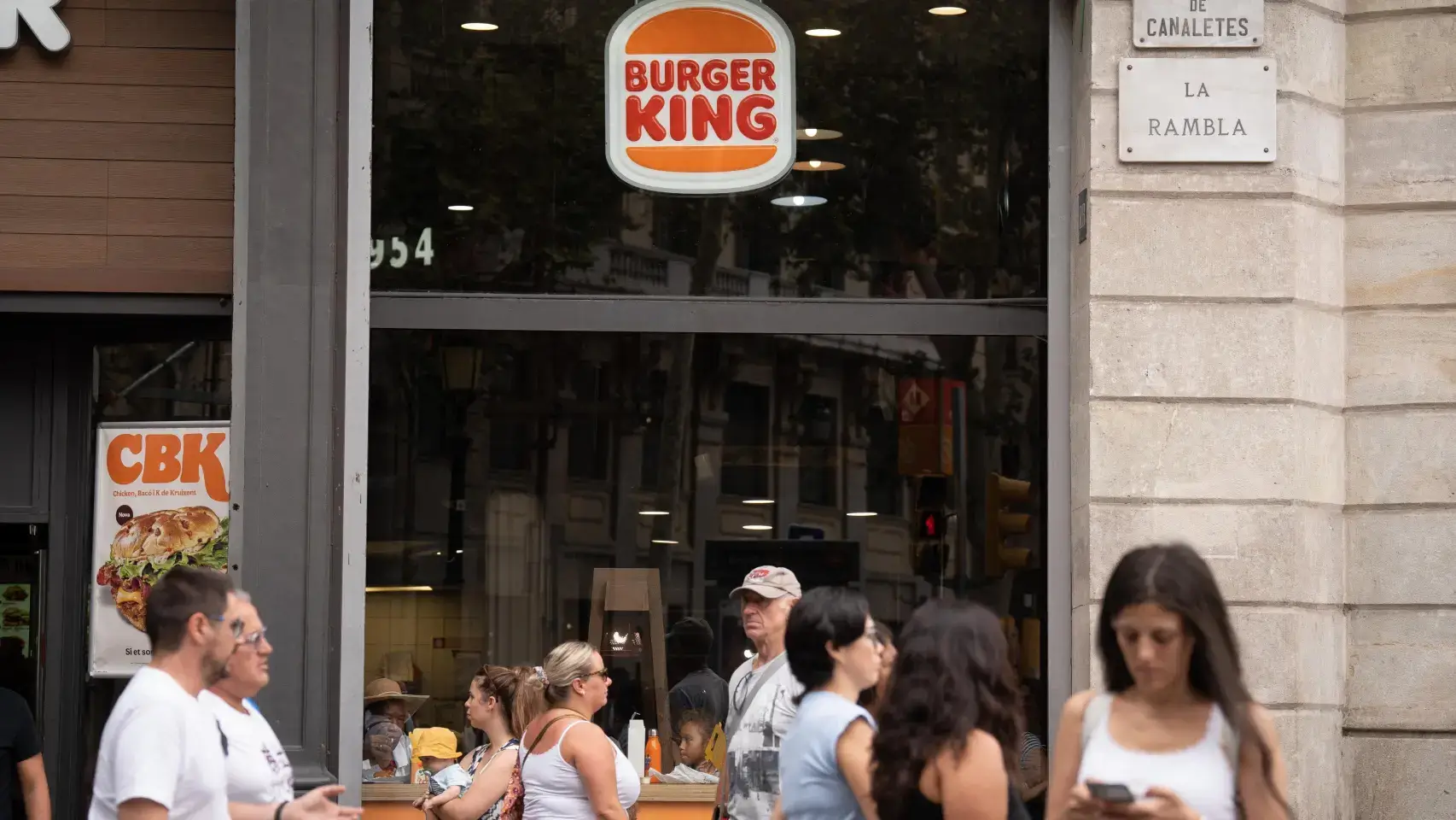 Burger King se atraganta con la compra de 54 restaurantes a Alsea