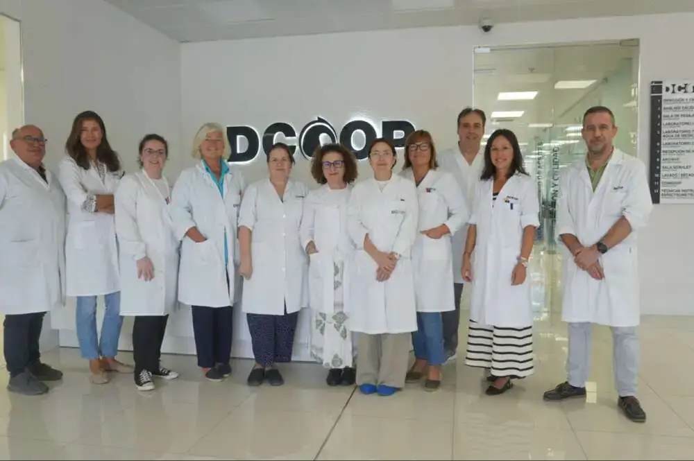 Dcoop consigue de nuevo la certificación del COI para su laboratorio en Málaga