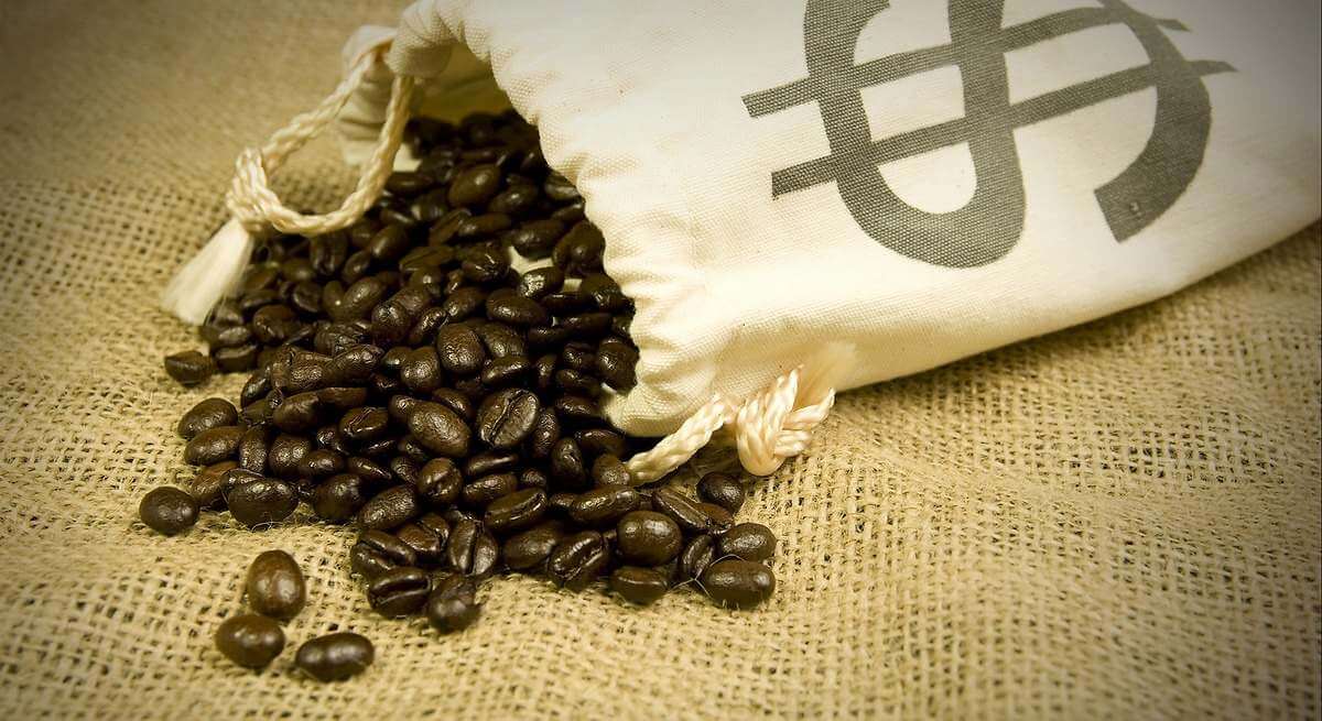 El café toca máximos de 1977 y roza precios históricos: Vietnam y Brasil sufren las peores condiciones para la cosecha