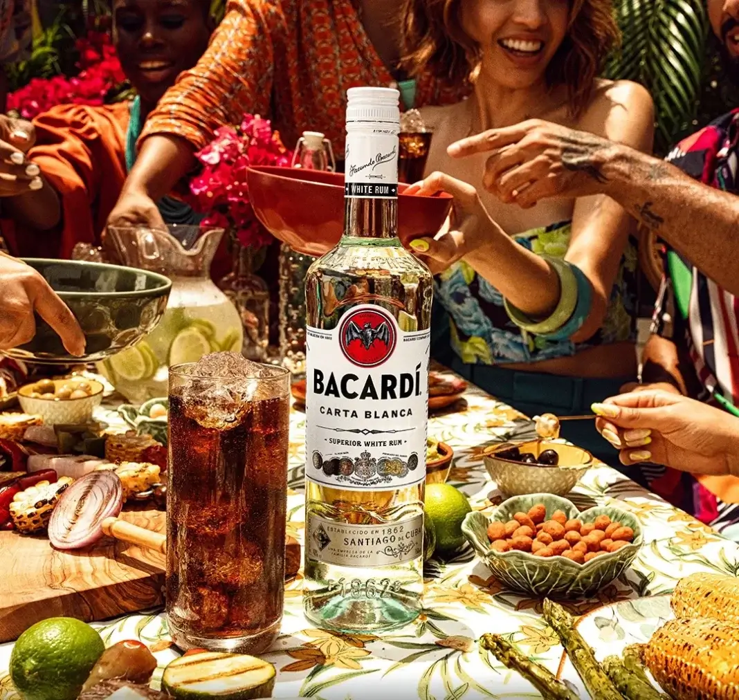 Bacardí sale en busca de eventos y conciertos para fidelizar clientes en 2025