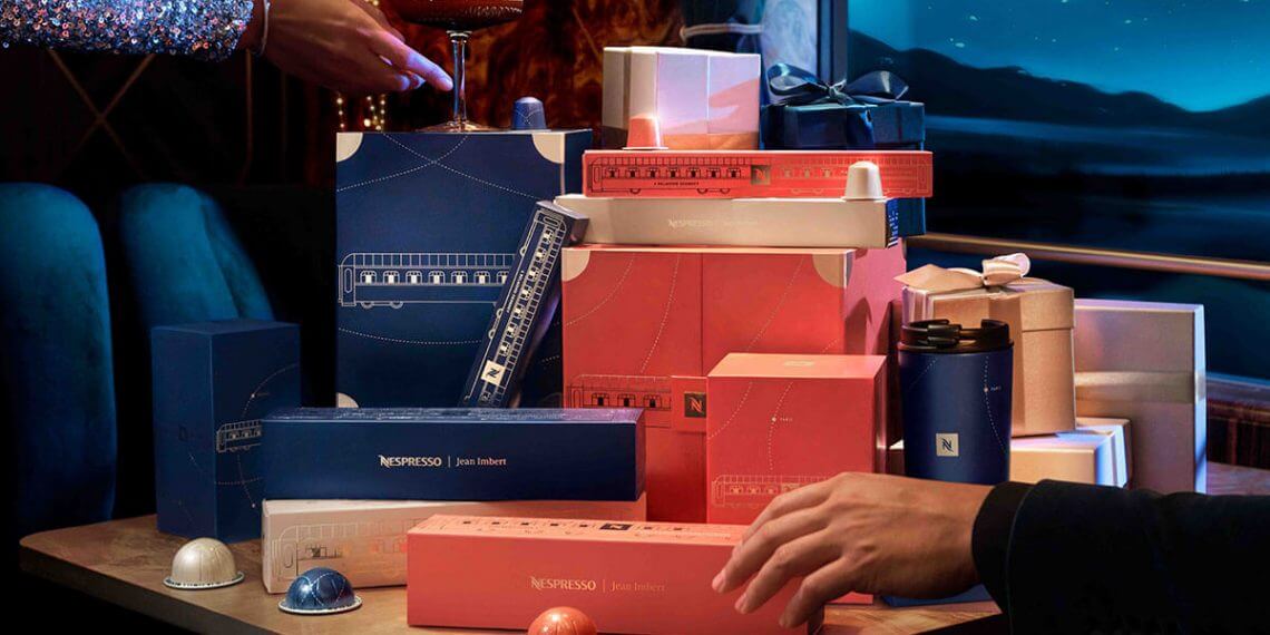 Nespresso crea una colección inspirada en el arte de Viajar para esta Navidad