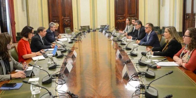 Facua reclama a Planas cambios legales para mejorar la seguridad alimentaria