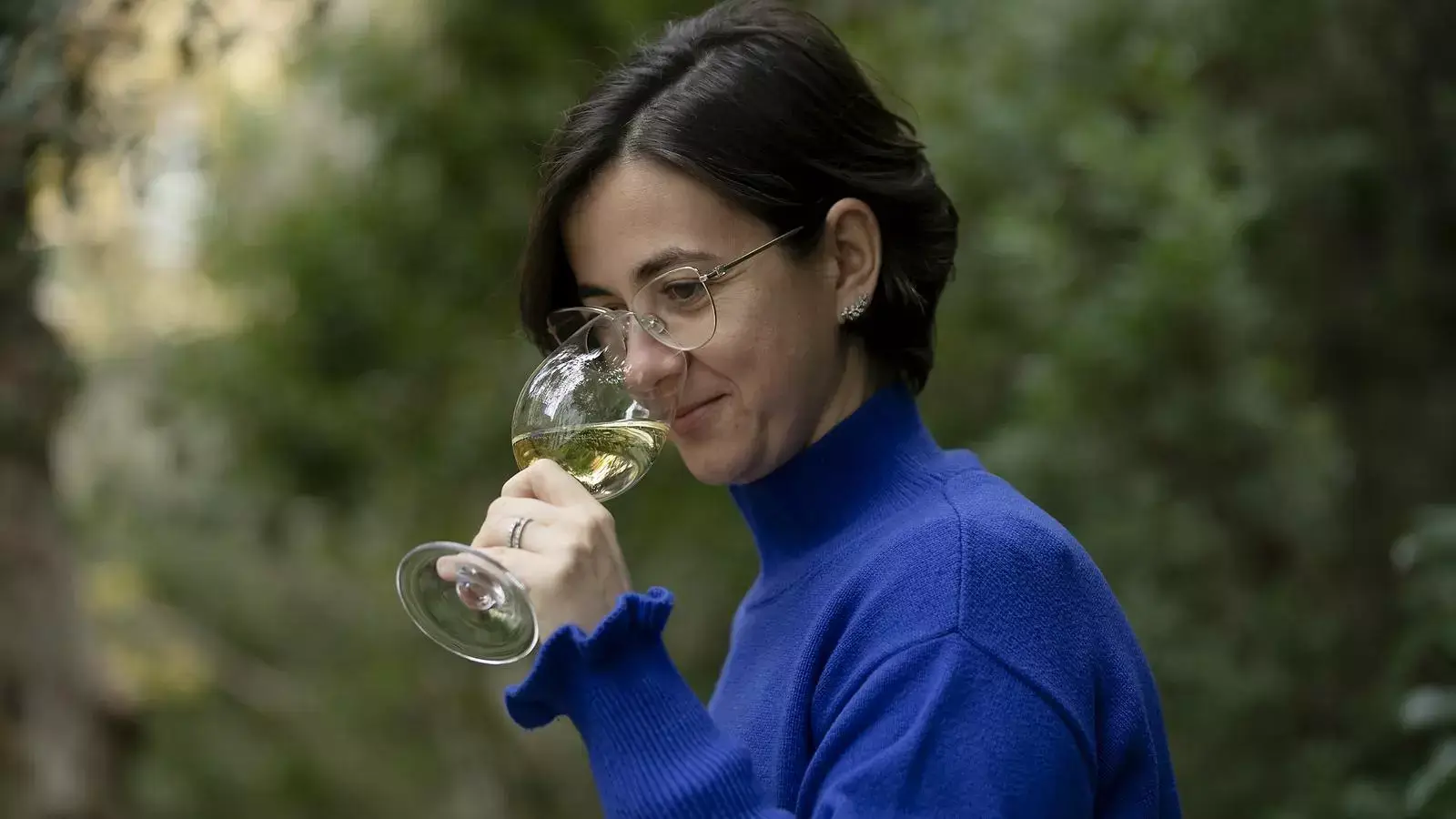 Mireia Pujol-Busquets: «De los trescientos elaboradores de cava, somos quince los que hacemos todo el proceso en la misma bodega»