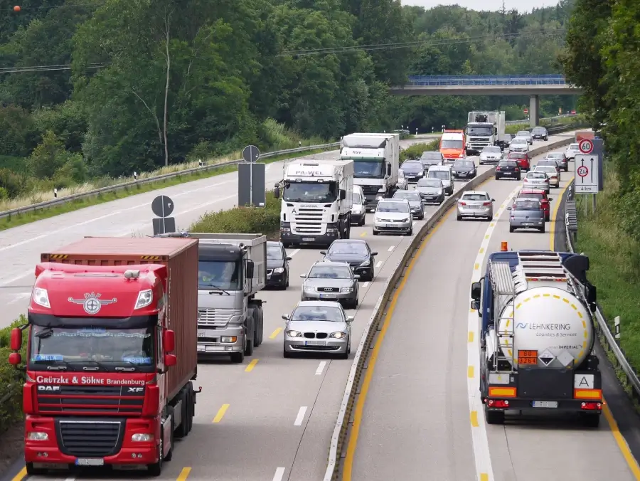 El transporte de mercancías por carretera en España cerrará 2024 con sus mejores datos desde hace más de una década