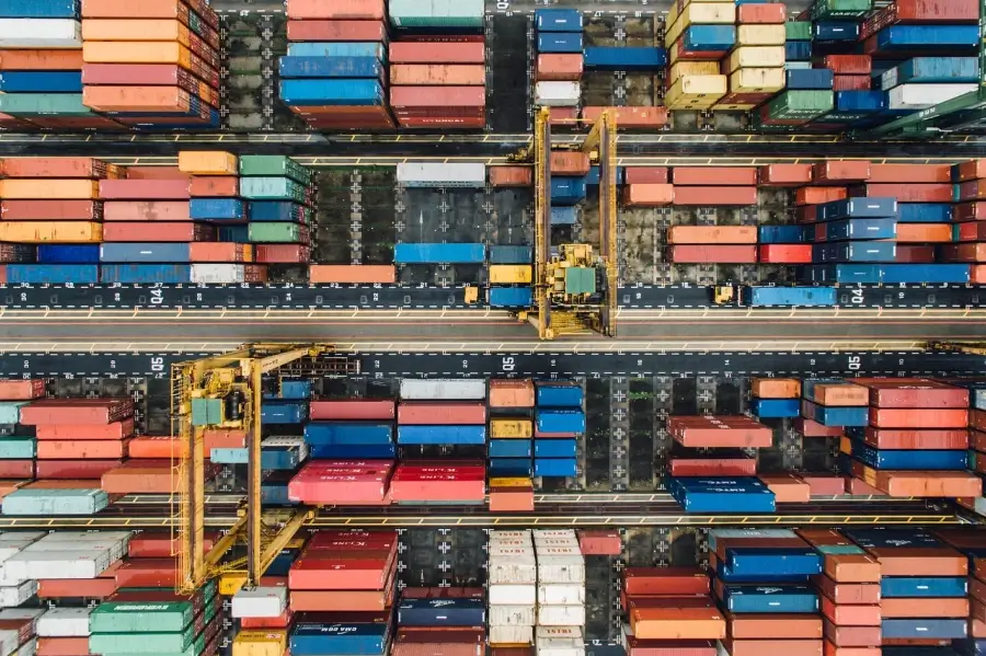España lidera el crecimiento exportador en Europa durante octubre