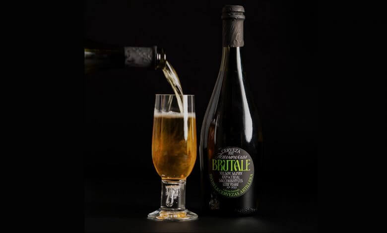 Cervezas Artillera y Brebel crean esta collabrew y reinventan el brindis para que celebres con cerveza en esta Navidad