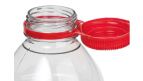 Así cambian las botellas de plástico en 2025: tras el tapón que no se quita, llega otra novedad este año