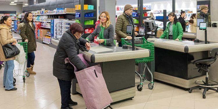 Mercadona ya ha reabierto los 21 supermercados afectados por la DANA tras invertir 11 millones