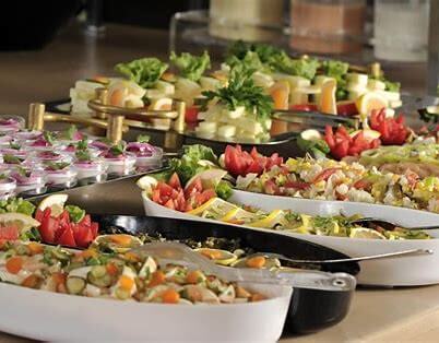 El boom del catering, la comida a domicilio para las fiestas, cada vez más popular