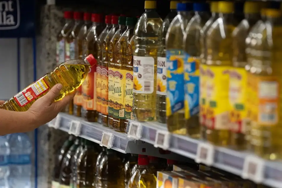 Buenas noticias para el consumidor: el precio del aceite de oliva baja un 50% en enero